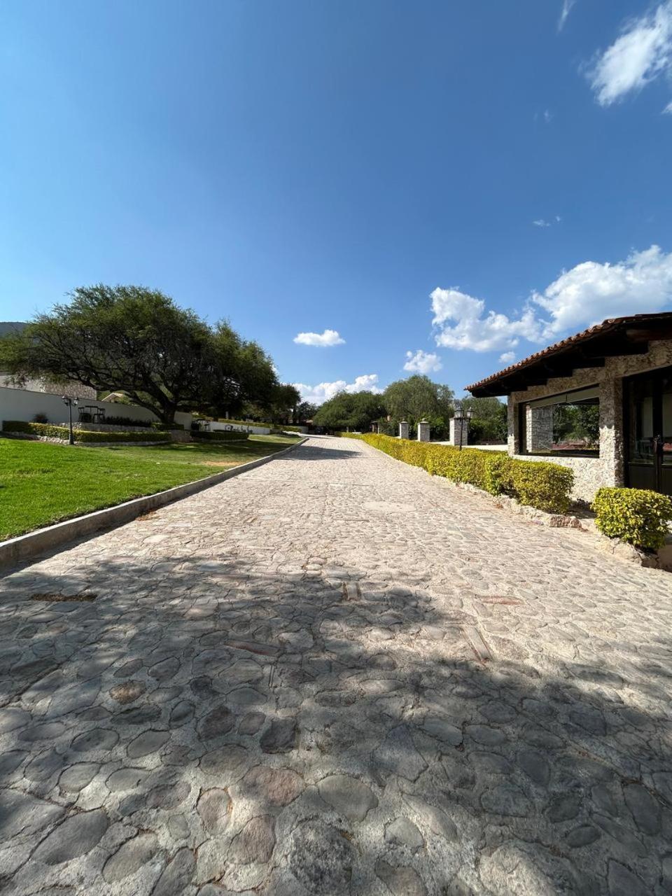 Cabanas, Suites Y Habitaciones Rancho San Jorge Bernal Bagian luar foto